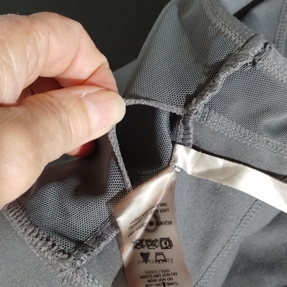 Mono b Athletic Wear Size Large Gray Sports Bra - Picture 8 of 9